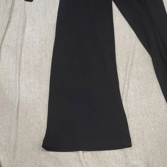 Bisou Bisou black wide leg jumpsuit rompers size 8 - Picture 4 of 13